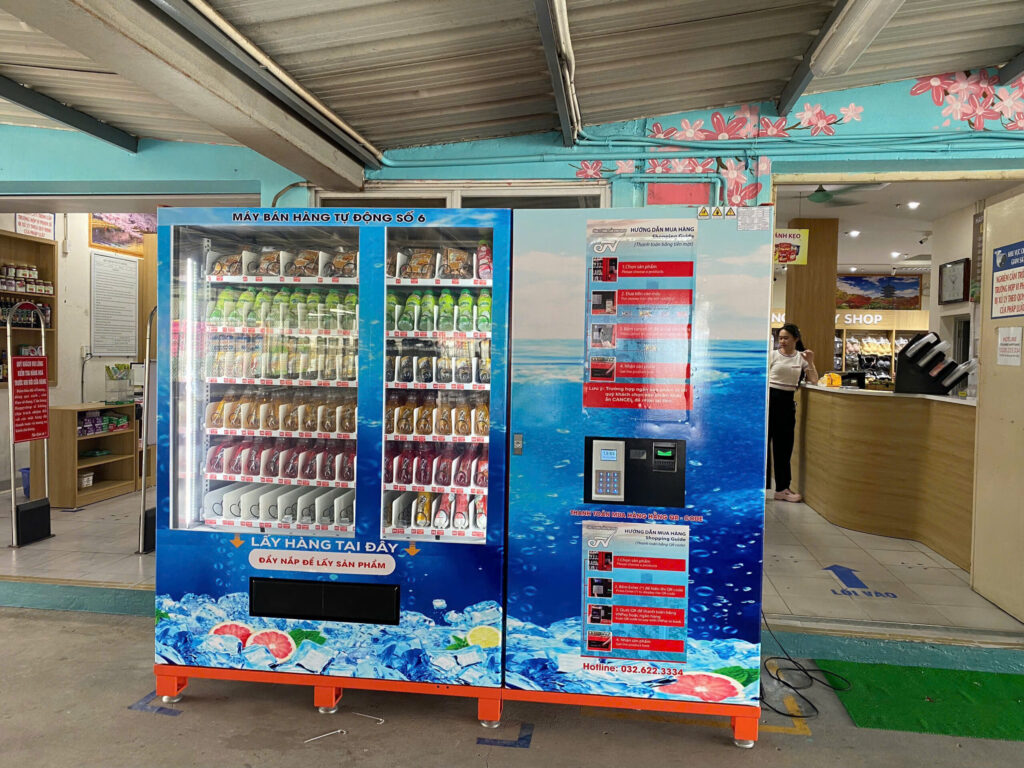 Máy bán hàng QT Vending